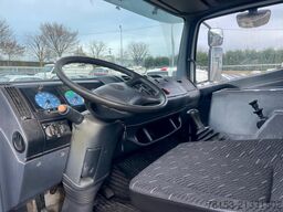 Mercedes-Benz Atego 817