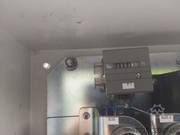 Böcker AHK30/1600