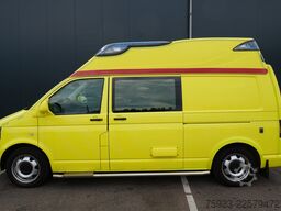 VW TRANSPORTER AMBULANCE MEDIC TRUCK