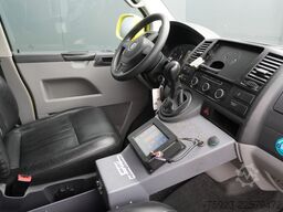 VW TRANSPORTER AMBULANCE MEDIC TRUCK