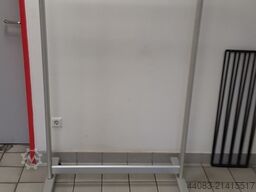 Betriebsbedarf UMKLEIDE