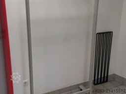 Betriebsbedarf UMKLEIDE