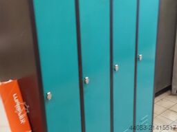 Betriebsbedarf UMKLEIDE