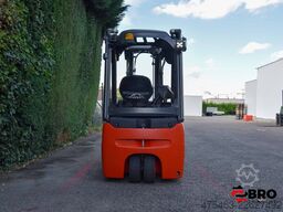 Linde E15-02