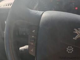 PEUGEOT Boxer TK-Kastenwagen L3H2/AHK/NAVI/KLIMA/KAM