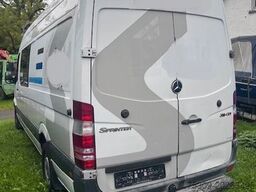 MERCEDES-BENZ Sprinter 316 CDI Mixto mit Regaleinbauten & AHK