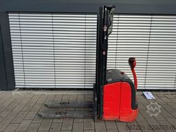 Linde L14i mit Initialhub