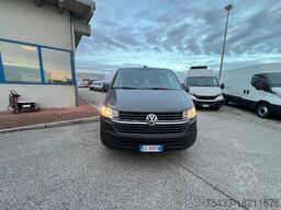 Volkswagen CARAVELLE TREND TDI 9 POSTI