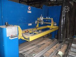 Cloos Qirox QRC 350 auf Bodenfahrbahn