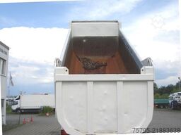 MERCEDES-BENZ Actros 4141 8x6 4 Achs Muldenkipper Meiller 17m³