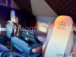 Mercedes-Benz Actros 1851 V8/SHOWTRUCK/Retarder/Eu5