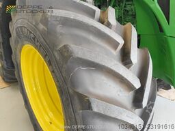 John Deere 8345R