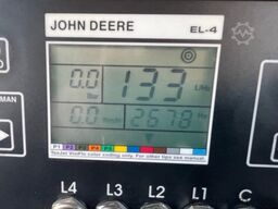 John Deere 732