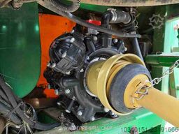 John Deere 732