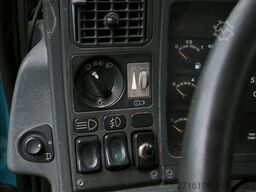 SCANIA R124 LA6X2NA 420