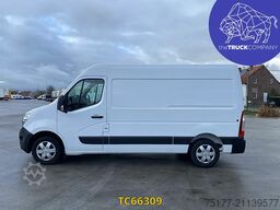 Nissan Interstar 130.35 L2H2
