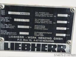 Liebherr LR 1100