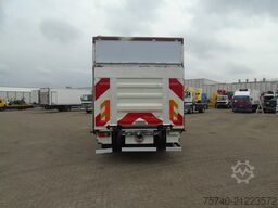 DAF CF 65.220 + LIFT