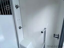 MERCEDES-BENZ STX Sprinter  GG 4,100KG  Haras Hengste