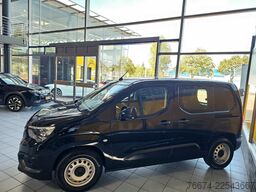 OPEL Combo E Cargo - e Basis 11-KW Charger Glas