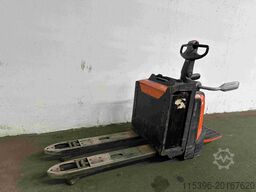 Toyota LPE 200