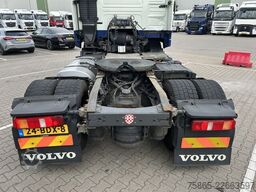 Volvo FM 330 Globetrotter / 742 dkm / VEB+ / Spoilers...