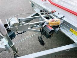 Vezeko IMOLA 35.47 RACE MASTER | E-WINDE 542X209CM 3500KG AUTOTRAILER