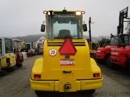 Liebherr L506 mit Palettengabel + Schaufel