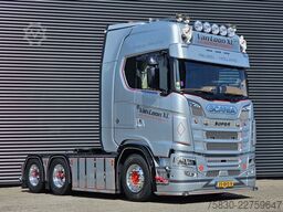Scania R590 V8 6X4 / 2 TANKS / NL TRUCK! 80T