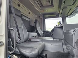 SCANIA P360 6x2*4