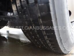 Iveco Crossway 10.8m Pop / Double middle door / Lift ...