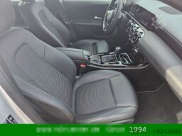 MERCEDES-BENZ A 200 A -Klasse  Navigation Kamera