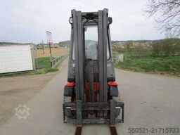 Linde H25D-03 - Triplex-Freihub + Seitenschieber