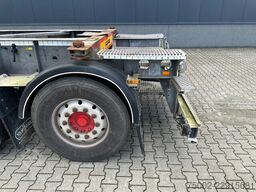 Van Hool 20FT ADR chassis / empty weight: 3.260kg / disc...