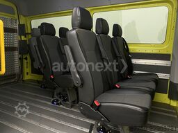 VW Crafter 35 Aut. *Rollstuhl-Rampe* 8-Sitze (5615)