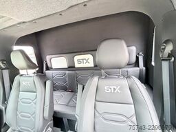 RENAULT Master STX 5 Sitzer Haras ex. Lang Automatik