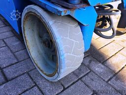 Genie GS2632 Electric, 10m Working Height, Non Marking T