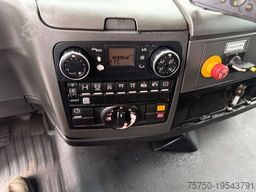 MAN TGS 32.360 8x2 Fahrgestell- 4 Achser