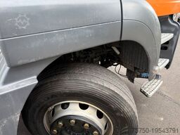 MAN TGS 32.360 8x2 Fahrgestell- 4 Achser