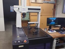 MITUTOYO Crysta-Apex S574