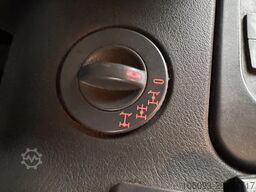 MAN TGA 26.360 6 X 4  Handgeschakeld met HMF Z Kraan