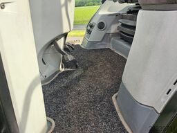 CLAAS Axion 870 CMATIC
