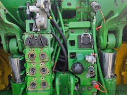 John Deere 7830