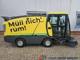 Johnston Bucher Johnston Sweeper CX202 mit EURO 6 Klima