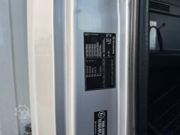 Mercedes-Benz Atego 1528 4x2 Koffer+HB / Swiss-Vehicle