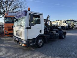 MAN TGL 12.240 Haken
