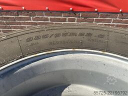  4 Banden 385/65/22.5 - Nieuw
