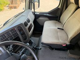 RENAULT Midlum 220 dxi /  BLATT gefedert