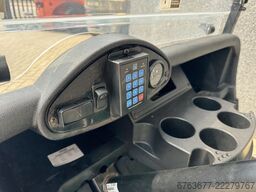 EZ-GO RXV Golfkar Golfcar Elektrisch 4 Zits 2019 Inc Lader