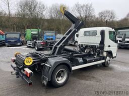 Fuso Fuso Canter 7C18 City Abrollkipper AHK Hooklift